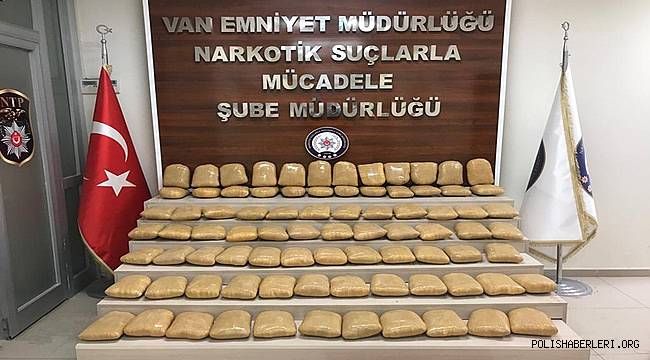 İl Emniyet Müdürlüğümüz tarafından, İlimiz merkezinde ve ilçelerimizde haksız kazanç sağlamak amacıyla, uyuşturucu madde ticareti, nakli veya depolanması faaliyetlerini yürüten şahıs/şahıslara yönelik olarak yapılan çalışmalar kapsamında; 