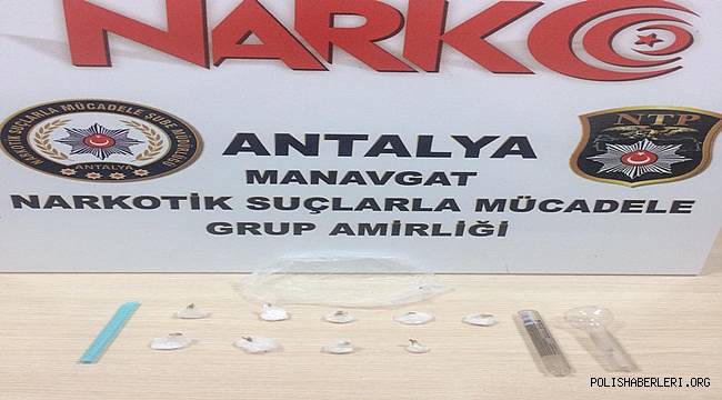 Manavgat İlçesinde Şüphe Üzerine Durdurulan Araçta Uyuşturucu Madde Ele Geçirildi 