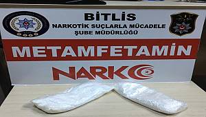 Bitlis'te 451 Gram Metamfetamin Maddesi Ele Geçirildi 