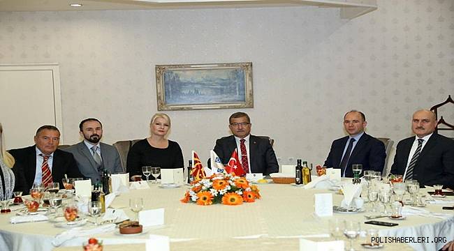 Emniyet Genel Müdürümüz Sayın Celal Uzunkaya, Makedonya İçişleri Bakan Yardımcıları ve Beraberindeki Heyet ile Akşam Yemeğinde Bir Araya Geldi 