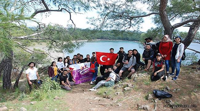 Antalya'da Gençlerle Beraberiz Projesi Kapsamında Üniversite Öğrencileri ile Doğa Yürüyüşü Etkinliği Yapıldı 