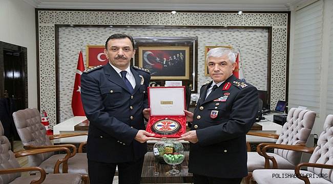 Jandarma Genel Komutanı Orgeneral Arif ÇETİN İl Emniyet Müdürümüz Mehmet Murat ULUCAN’ı Ziyaret Etti 