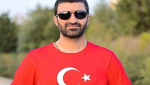 Ünlü besteci Ali Sinanoğlu'ndan Polis Teşkilatına Anlamlı hediye