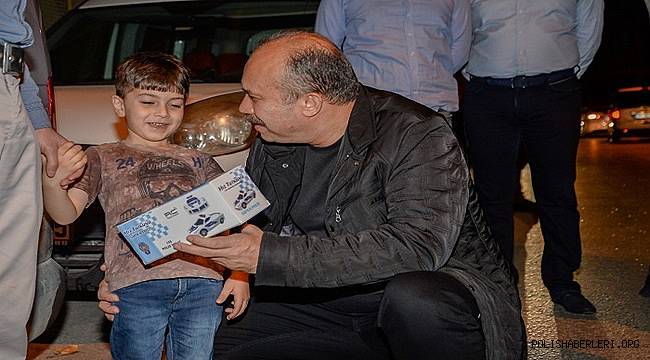 Adana İl Emniyet Müdürü Zafer Aktaş, Seyhan İlçesine Bağlı Barbaros Mahallesini Ziyaret ederek Narkotik Uygulamasını Denetledi 