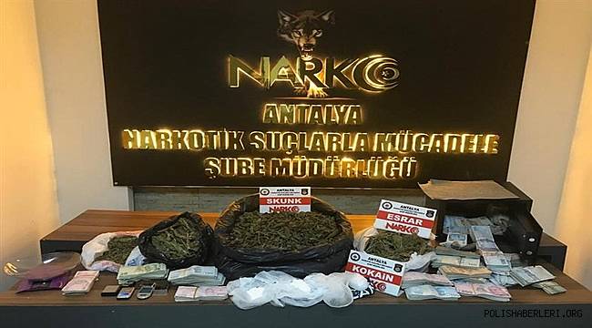 Antalya'da Eğlence Mekanlarında Uyuşturucu Madde Ticareti Yapan Şahıslara Yönelik Operasyon Yapıldı