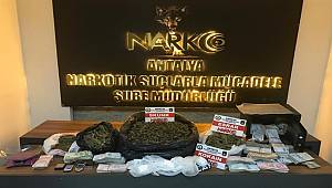   Antalya'da Eğlence Mekanlarında Uyuşturucu Madde Ticareti Yapan Şahıslara Yönelik Operasyon Yapıldı  