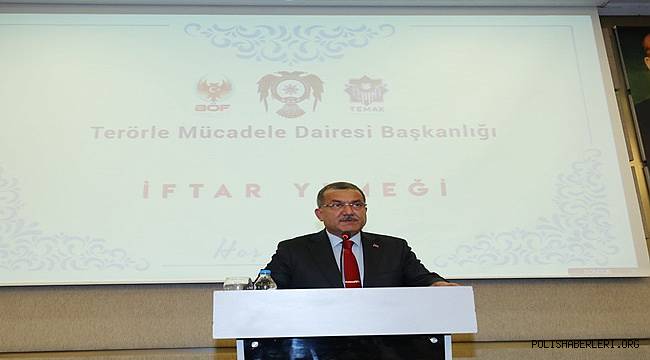 Emniyet Genel Müdürümüz Sayın Celal Uzunkaya Terörle Mücadele Dairesi Başkanlığı Tarafından Düzenlenen İftar Programına Katıldı 