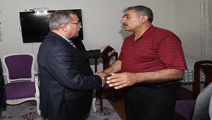 Emniyet Genel Müdürümüz Sayın Celal Uzunkaya Şehit Komiser Yardımcısı Şükrü Can Kayadibi’nin Ailesine Taziye Ziyaretinde Bulundu 