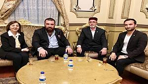 Fatih Sultan Mehmet Eğitim ve Yardımlaşma Vakfı’ndan anlamlı tanıtım yemeği 