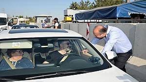 Adana İl Emniyet Müdürü Zafer Aktaş,Vatandaşlarımızın ve Görevlilerin Bayramlarını kutladı.
