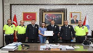 Antalya'da “Bu Kemer Sana Çok Yakışır” Yarışması Mansiyon Ödülleri Sahiplerine Takdim Edildi 