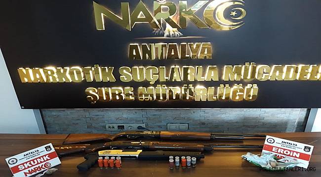 Antalya'da Uyuşturucu Madde Ticareti Yapmak Suçundan 4 Şüpheli Yakalandı