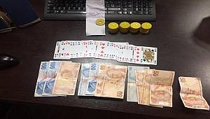 Balıkesir'de Kumar Oynamak, Kumar Oynanması için Yer ve İmkan Sağlamak suçundan 5 kişi yakalandı