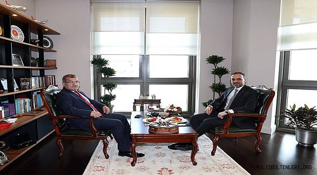 Emniyet Genel Müdürümüz Sayın Celal Uzunkaya Devlet Denetleme Kurulu Başkanı Sayın Yunus Arıncı’ya Makamında İade-i Ziyarette Bulundu 