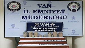 VAN'DA METAL OBJE VE ÇÖMLEKLER ELE GEÇİRİLDİ