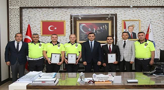 Antalya İl Emniyet Müdürümüz Sayın Mehmet Murat ULUCAN Başarılı Personelleri Ödüllendirdi