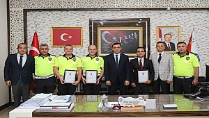 Antalya İl Emniyet Müdürümüz Sayın Mehmet Murat ULUCAN Başarılı Personelleri Ödüllendirdi