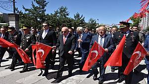 ATATÜRK’ÜN ERZURUM’A GELİŞİNİN 100’NCÜ YILDÖNÜMÜ TÖRENLERLE KUTLANDI 