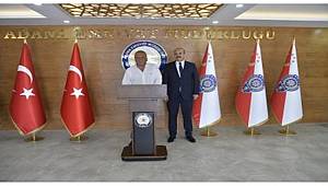 İçişleri Eski Bakanı Mehmet Ağar, Adana İl Emniyet Müdürü Zafer Aktaş'ı Makamında Ziyaret Etti. 