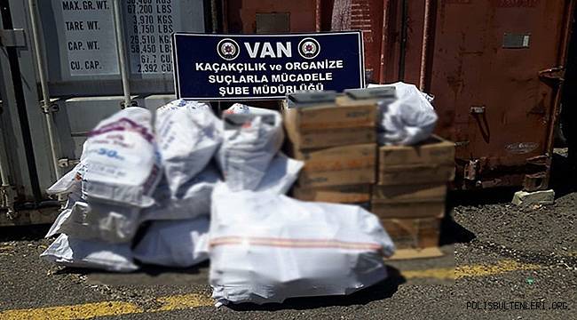 Van'da Gümrük Kaçağı Sigara Operasyonu 