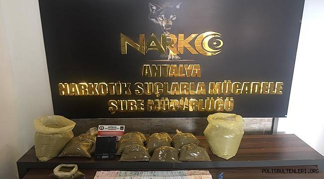 Antalya’da  8 Kilo 337 Gram Uyuşturucu Madde Ele Geçirildi 