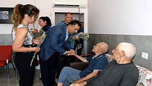 Antalya Emniyet Müdürü Mehmet Murat ULUCAN ve Eşi Kurban Bayramı Münasebetiyle Huzurevini ve Şehit, Gazi ve Vefat Eden Personelin Aileleri’ni Ziyaret Etti
