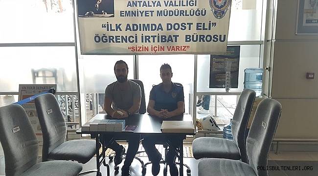 Antalya Emniyeti 2019-2020 Akademik Yılında da Gençlerle Beraberiz Projesi İle Gençlerin Yanında 