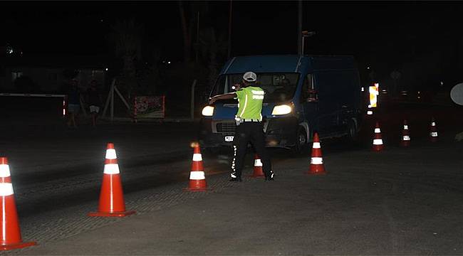 Antalya'da Karayolunda Parklanma Yapan Araçlara Yönelik Denetim Uygulaması Yapıldı