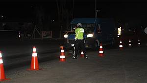 Antalya'da Karayolunda Parklanma Yapan Araçlara Yönelik Denetim Uygulaması Yapıldı