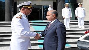 Emniyet Genel Müdürümüz Sayın Mehmet Aktaş Sahil Güvenlik Komutanı Tuğamiral Ahmet Kendir’e İade-i Ziyarette Bulundu 