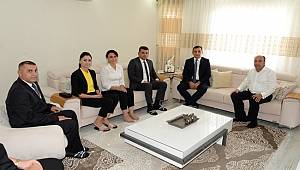 Emniyet Müdürümüz Sayın Mehmet Murat ULUCAN Gaziler Günü Münasebetiyle Gazi Polis Memurunu Evinde Ziyaret Etti 