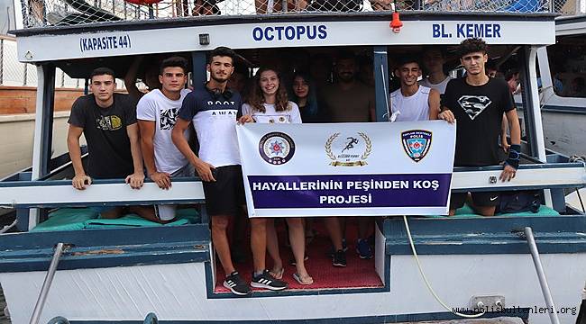 “Hayallerinin Peşinden Koş” Projesi Kapsamında Öğrencilerimize Dalış Etkinliği Düzenlendi 