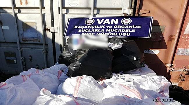 Van'da Gümrük Kaçağı Sigara Operasyonu