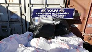 Van'da Gümrük Kaçağı Sigara Operasyonu