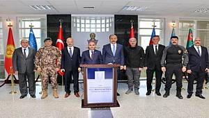 Emniyet Genel Müdürümüz Sayın Mehmet Aktaş Şanlıurfa’da Bir Dizi Ziyaret Gerçekleştirdi 