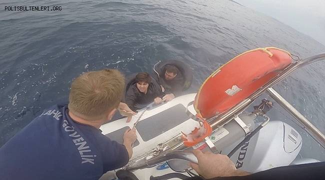İzmir Açıklarında 11 Düzensiz Göçmen Kurtarılmıştır 