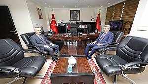 Van Valimiz  Sayın  Mehmet Emin BİLMEZ, İl Emniyet Müdürümüz Sayın Ali KARABAĞ’ı Makamında Ziyaret Etmiştir 