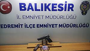 BALIKESİR'DE 6 SİLAH ELE GEÇİRDİ. 