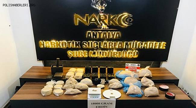 İkametlerinde Uyuşturucu Madde Depolayan 2 Şahıs Tutuklandı