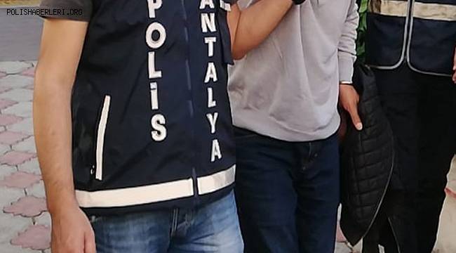 Kendisini MİT Görevlisi ve Polis Olarak Tanıtmak Suretiyle Dolandırıcılık Yapan 2 Şüpheli Yakalandı 