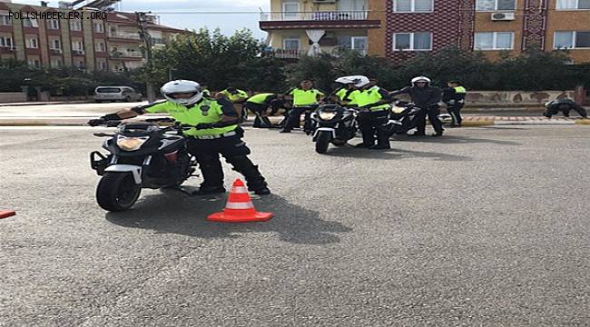 Motosikletli Trafik Polis Timlerine Sürüş Teknikleri Eğitimi Verildi 