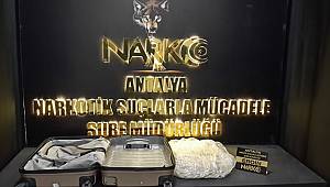 Antalya Havalimanında Yüklü Miktarda Uyuşturucu Madde Ele Geçirildi 