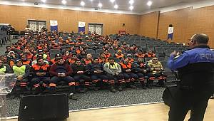 Antalya Polisi Temizlik İşçilerine Güvenlik Tedbirleri Bilgilendirme Semineri Düzenledi