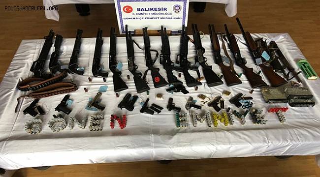 BALIKESİR'DE POLİSTEN 15 AYRI ADRESE ŞAFAK OPERASYONU. 