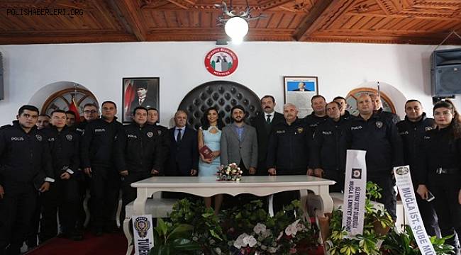 Emniyet Müdürü Nikah Şahidi Oldu 
