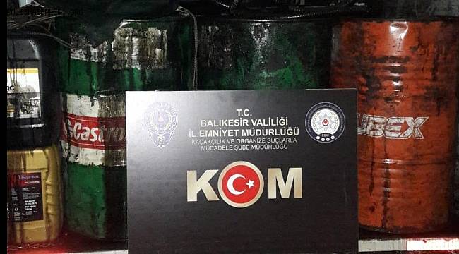 KARIŞIMLI AKARYAKIT SATACAKLARI TESPİT EDİLEN 3 KİŞİ YAKALANDI. 