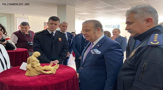 Menteşe'de Şehidin Adına Sergi Düzenlendi 