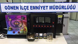 POLİS, YASA DIŞI BAHİS VE KUMAR OYNATANLARA GÖZ AÇTIRMIYOR 