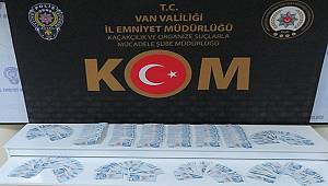 Van'da Sahte Para Ele Geçirildi 