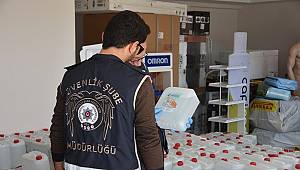 Antalya'da Kaçak El Dezenfektanı Satışı Yapan Eczaneye Operasyon Gerçekleştirildi